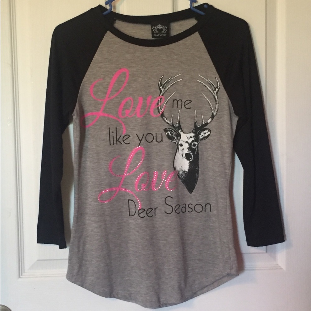 Love me like you love deer season baseball Tshirt